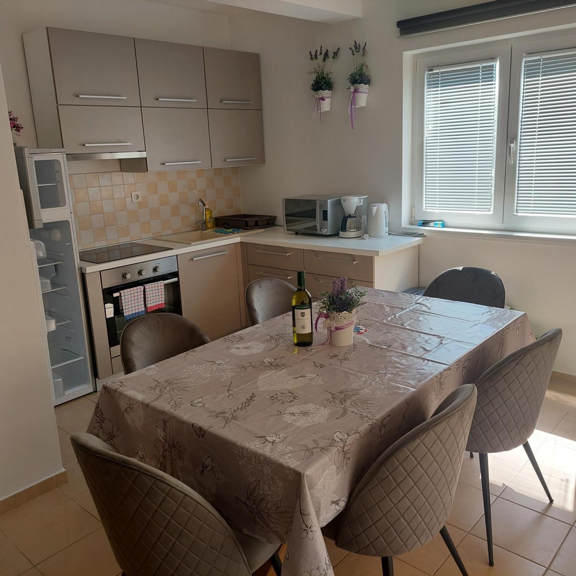 Zec Apartment