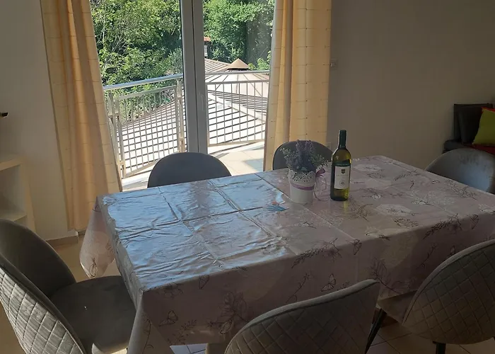 Apartmani Zec
