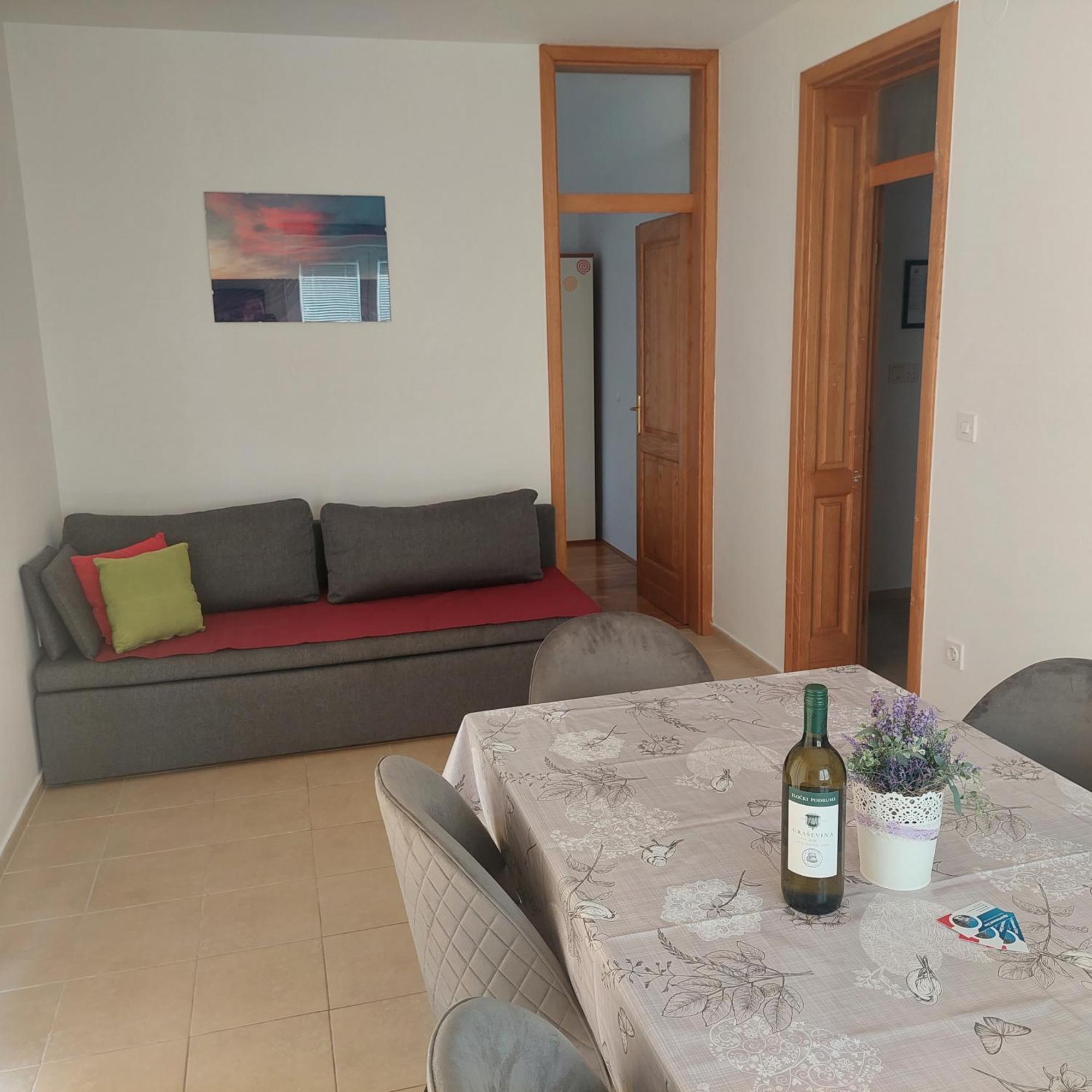 Apartment Zec *