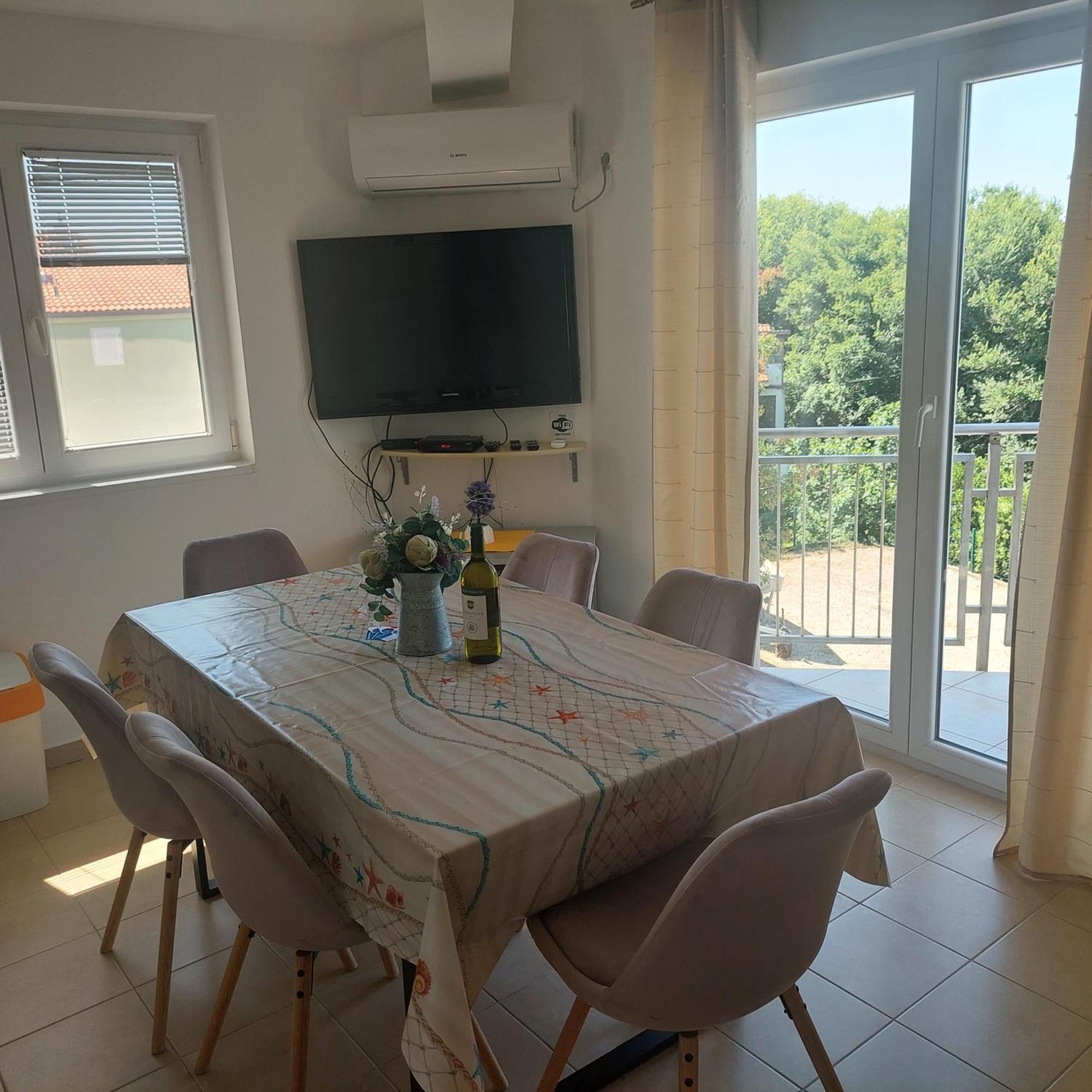 Apartment Zec *